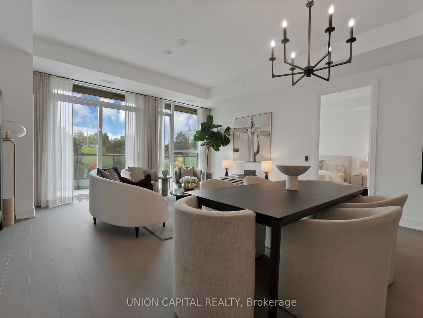 397 Royal Orchard Boulevard 209, Markham, ON L3T 4Y9