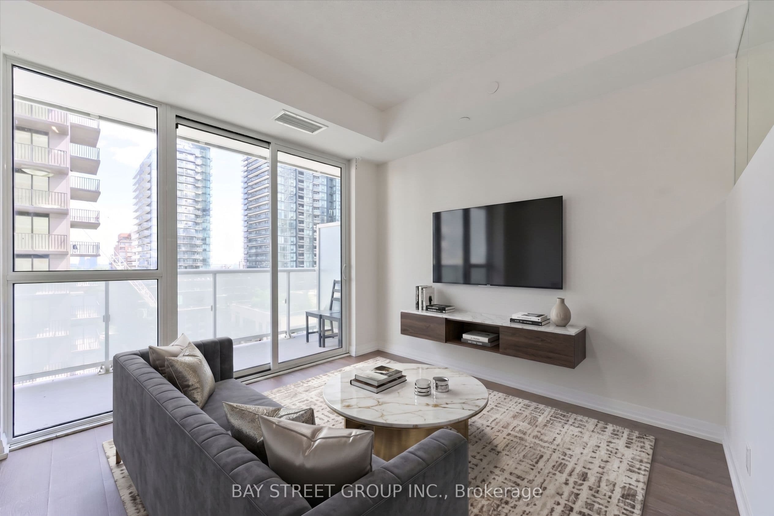 101 erskine Avenue 1106, Toronto, ON M4P 0C5