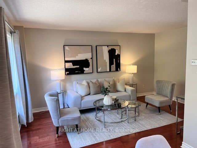 2081 Golden Orchard Trail Trail, Oakville, ON L6M 3W8