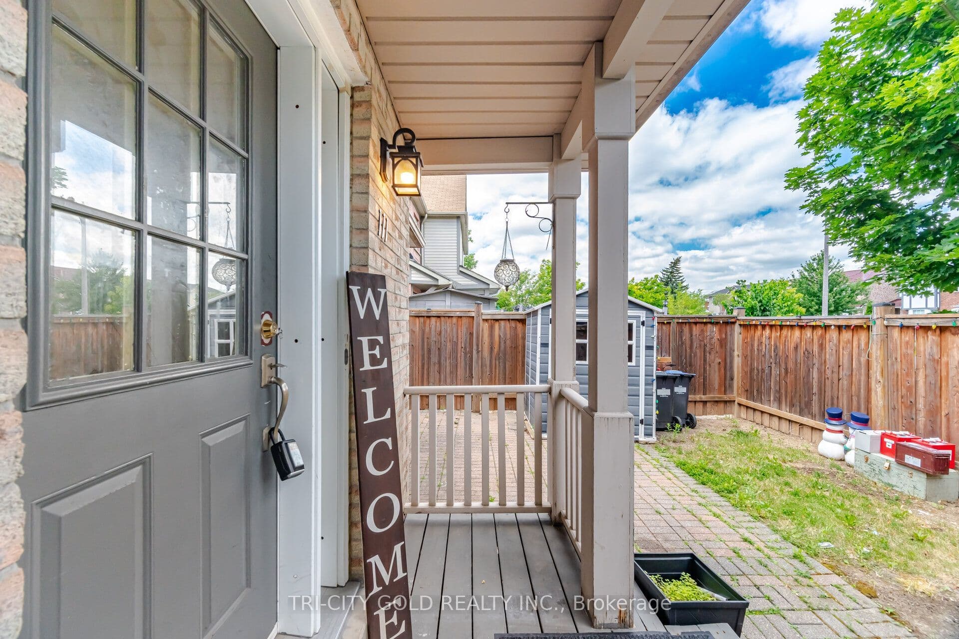 111 Chipmunk Crescent, Brampton, ON L6R 1B4