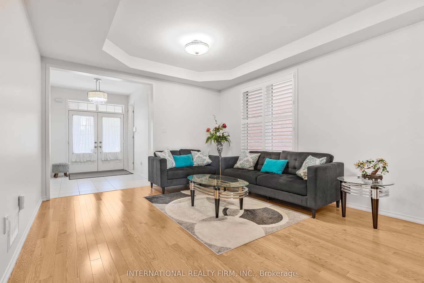 2537 Snow Knight Drive, Oshawa, ON L1L 0K2