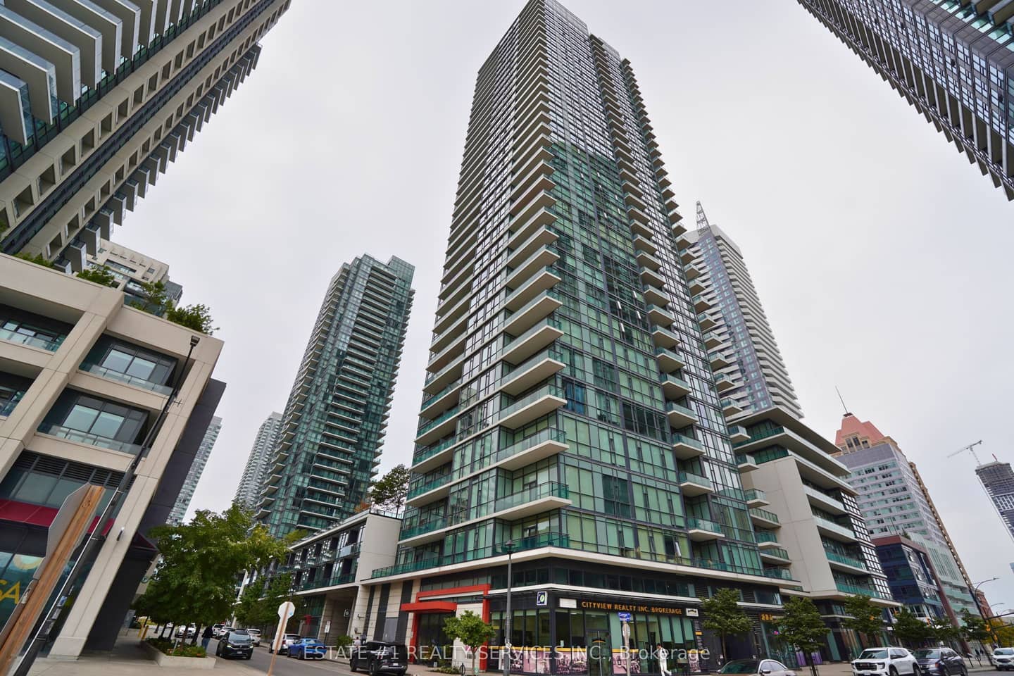 4065 Brickstone Mews Lph2, Mississauga, ON L5B 0G3