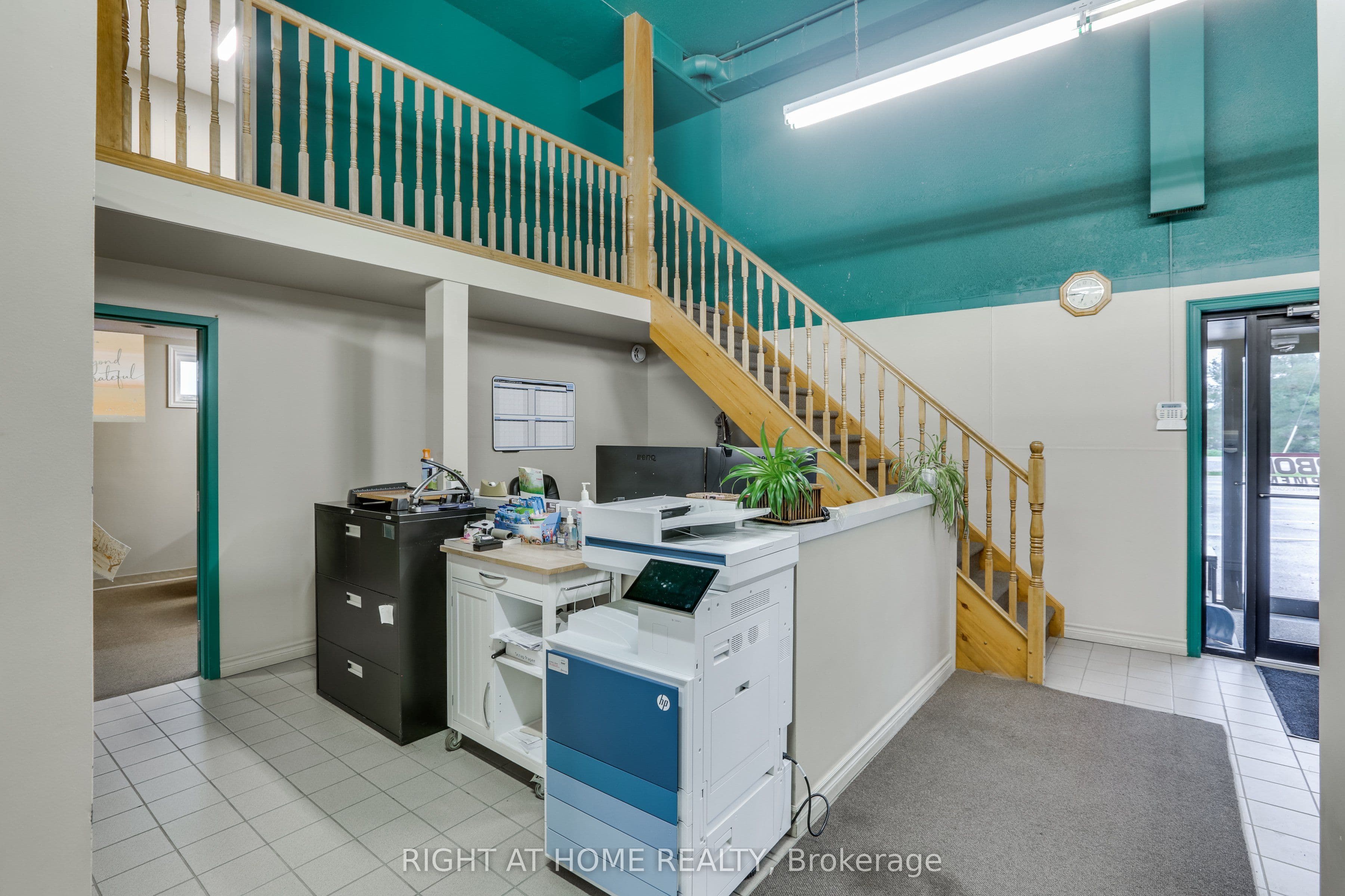 1464 Crumlin Side Road, London East, ON N5V 1S1