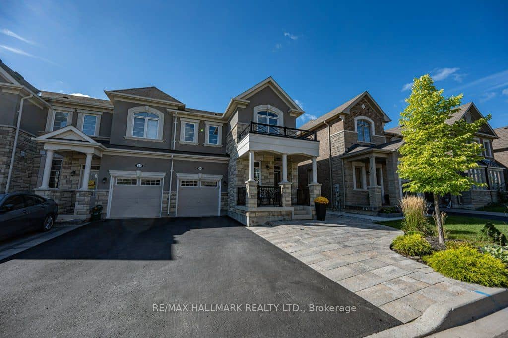 29 Ness Drive, Richmond Hill, ON L4S 0J8