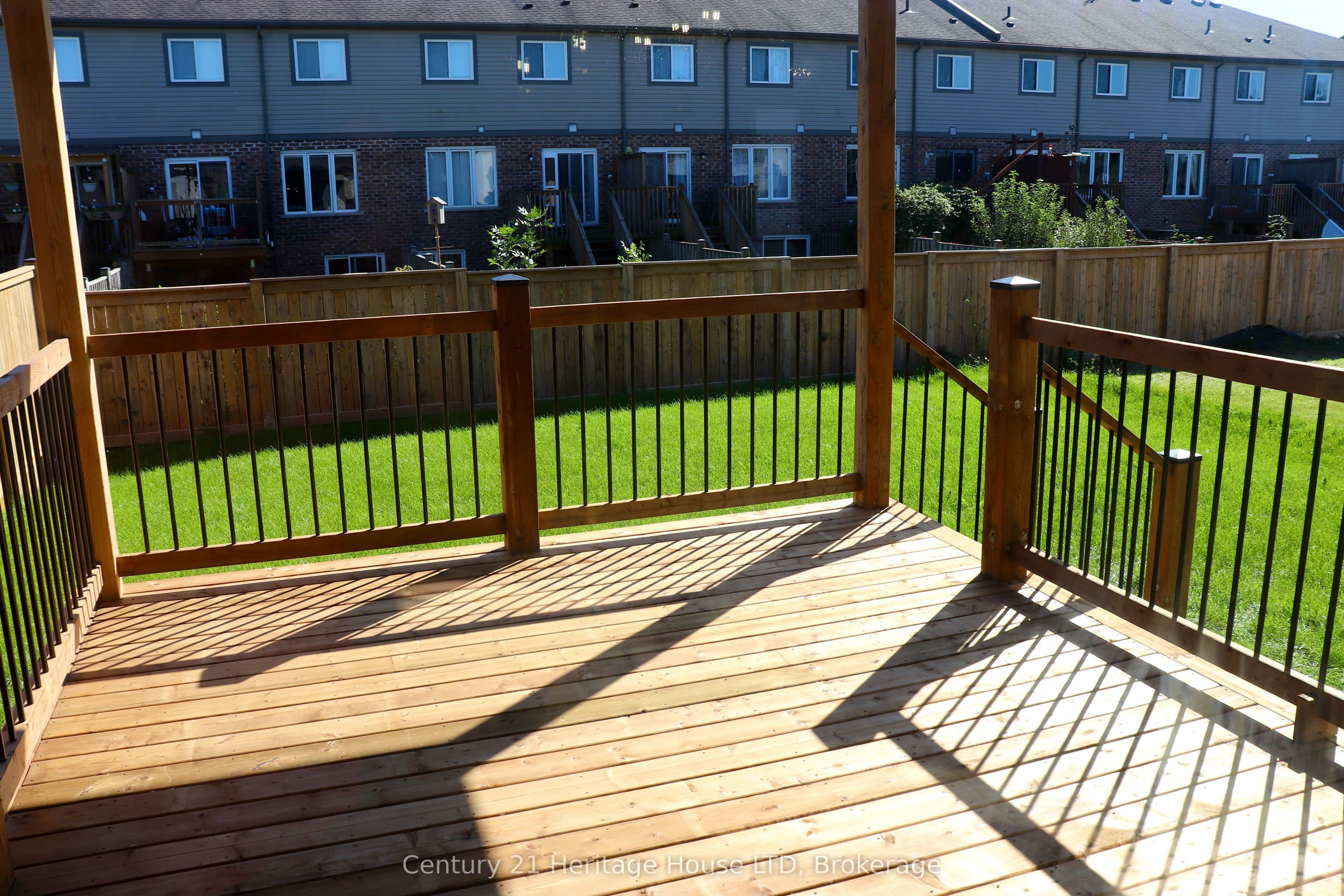 8890 Angie Drive, Niagara Falls, ON L2H 3W8