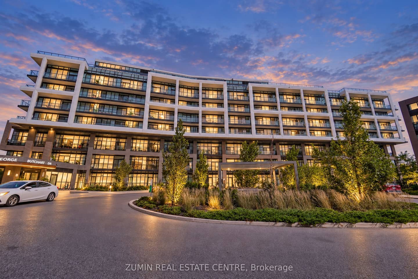60 George Butchart Drive 416, Toronto, ON M3K 0A7