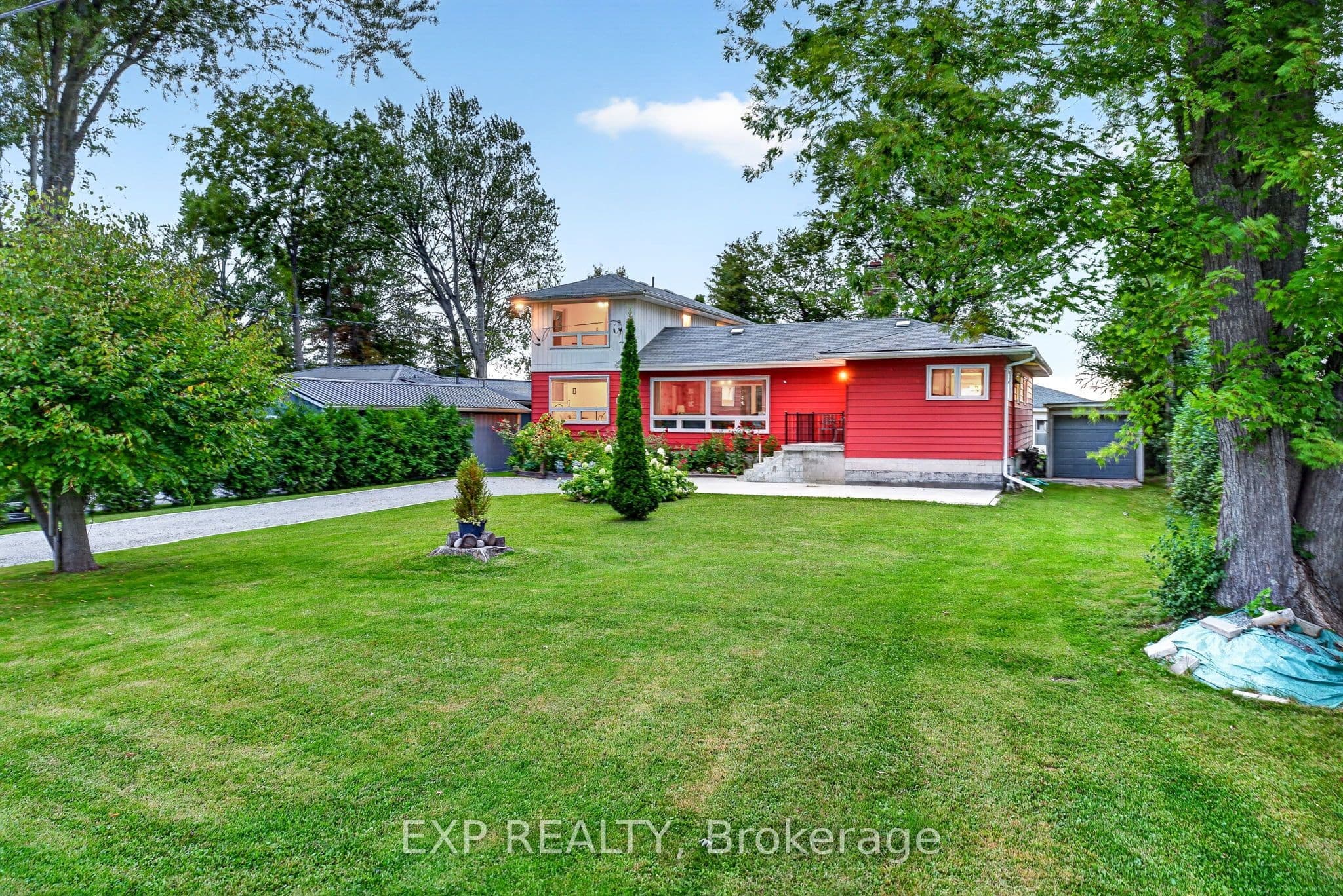 88 Irving Drive, Georgina, ON L0E 1N0