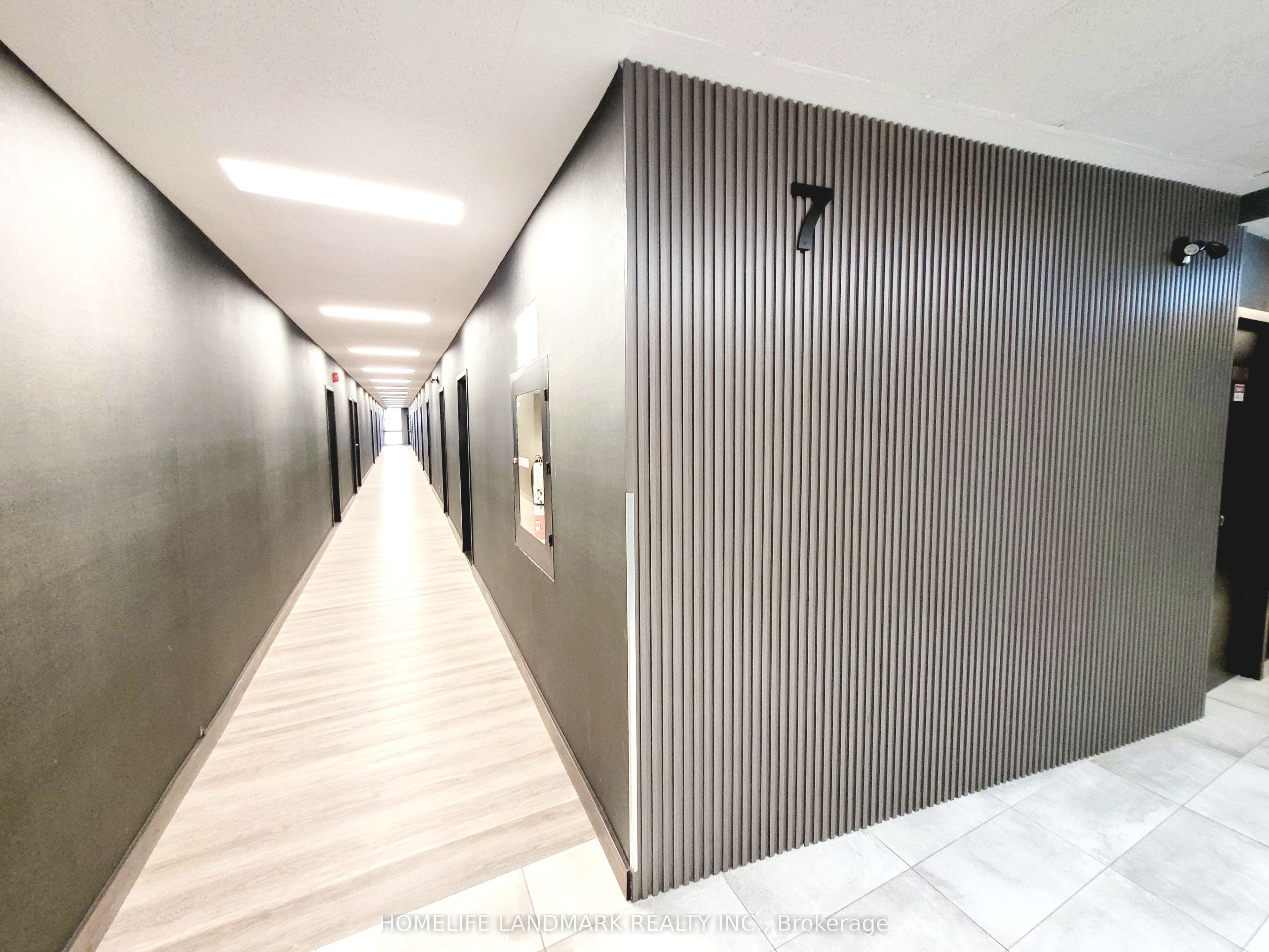 600 Sherbourne Street 706, Toronto, ON M4X 1W4