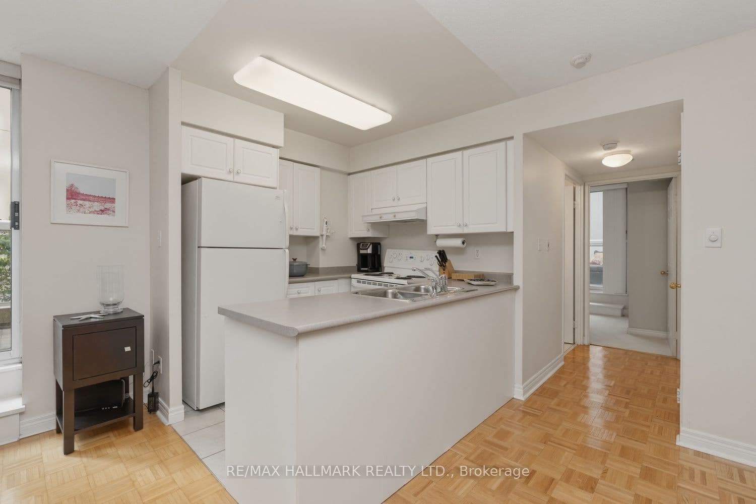 43 Eglinton Avenue E 310, Toronto, ON M4P 1A2