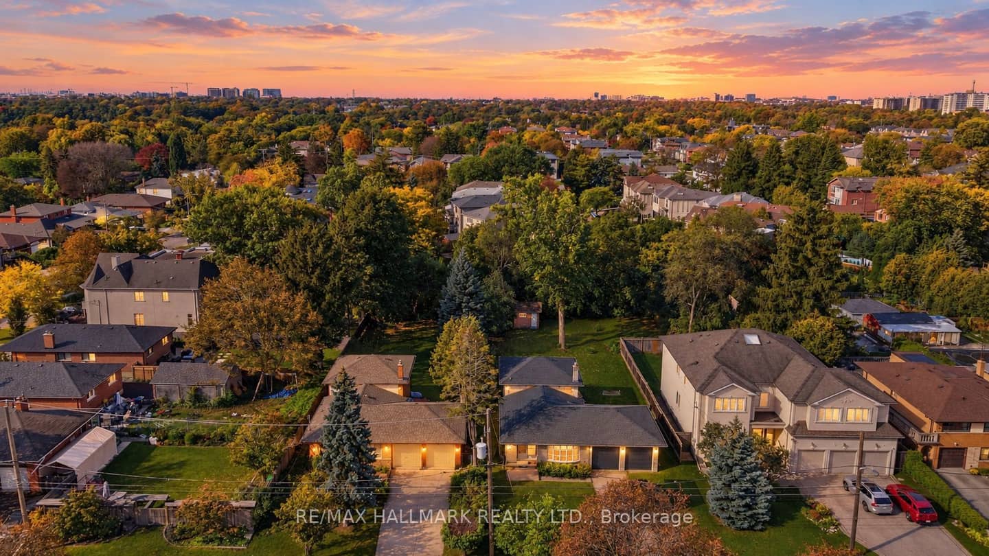 24 & 26 Wynn Road, Toronto, ON M2R 1S7