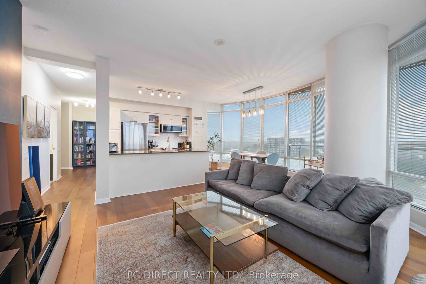 15 Windermere Avenue 1505, Toronto, ON M6S 5A2