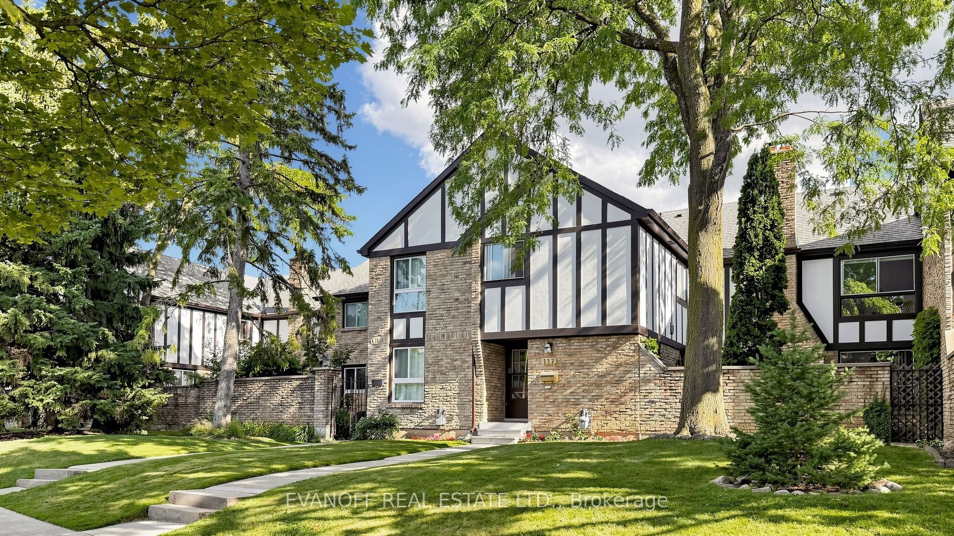 117 Burrows Hall Boulevard 11, Toronto, ON M1B 1Z7