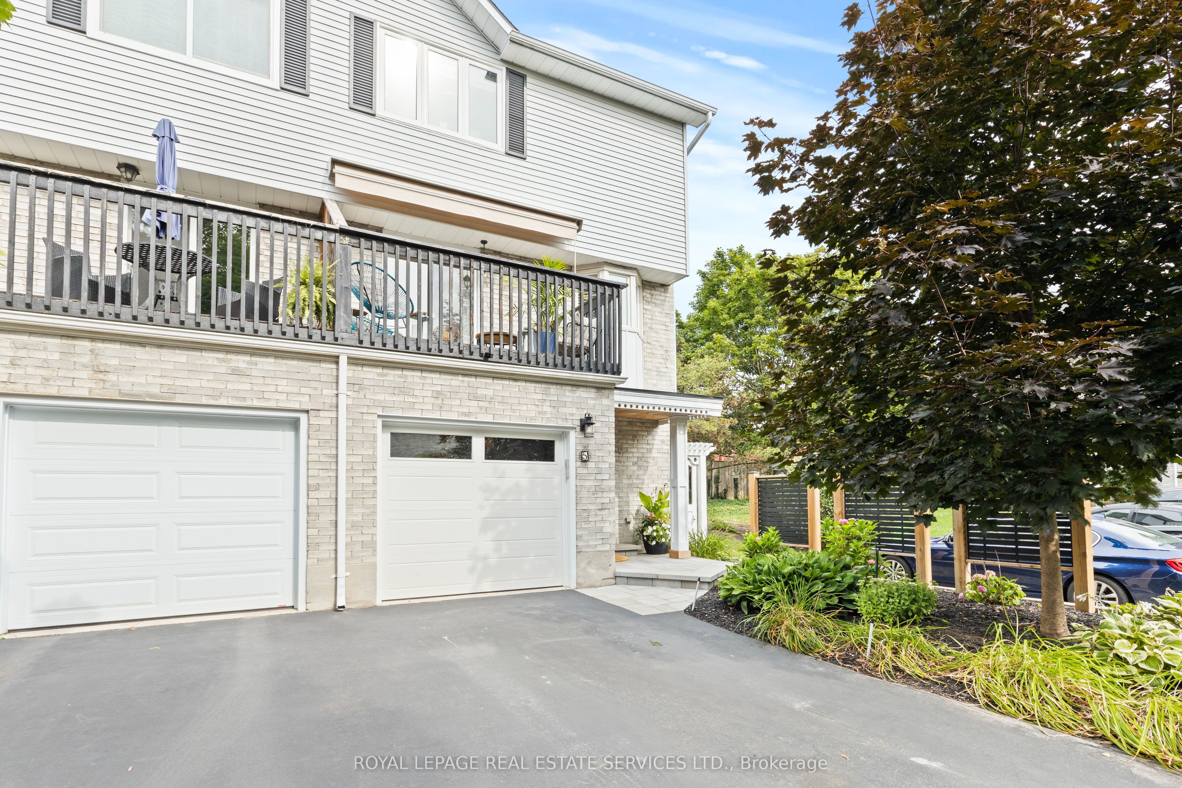 2303 Marine Drive 5, Oakville, ON L6L 1C2