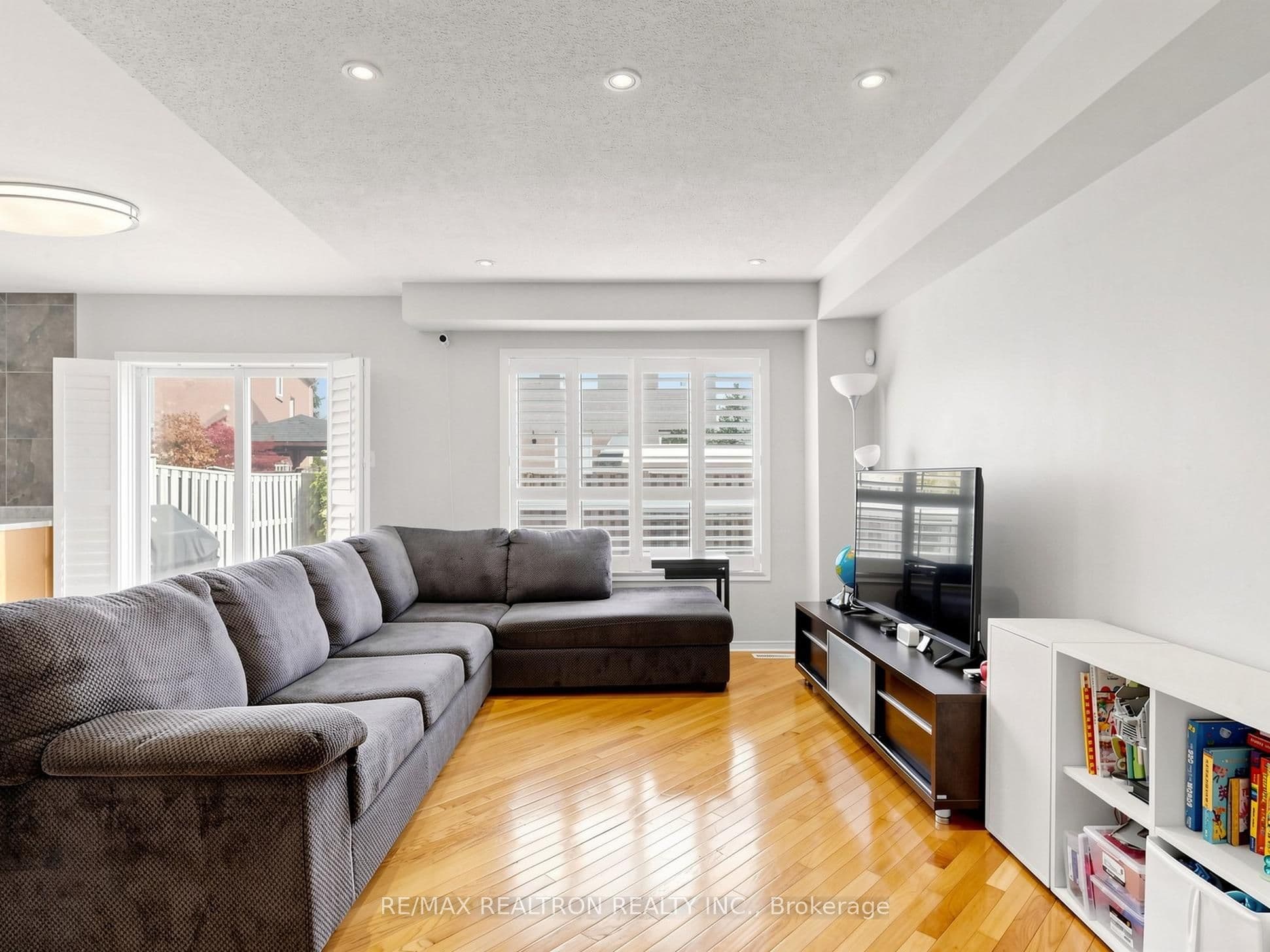 13 Stotts Crescent, Markham, ON L6E 1T4