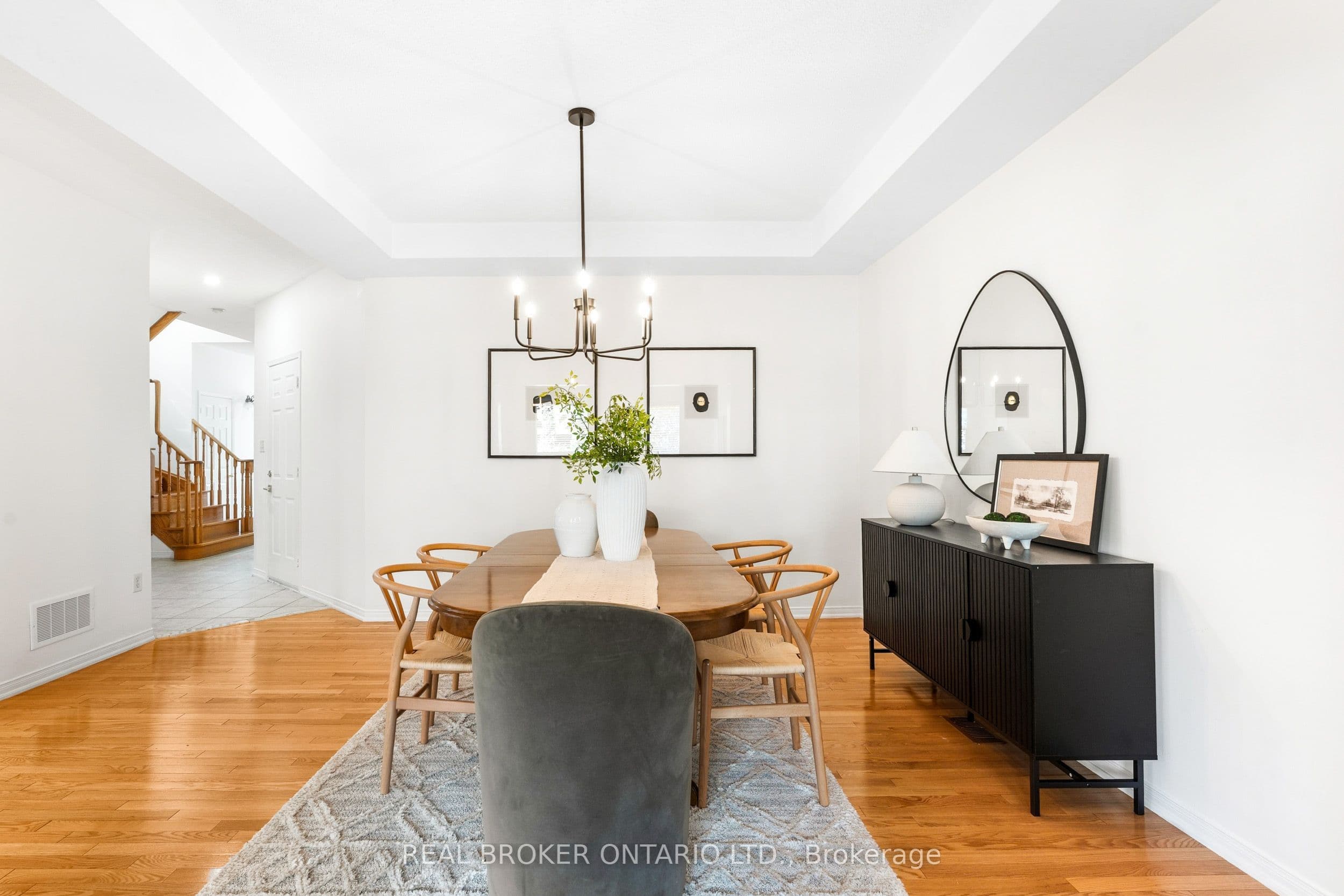 4773 Yorkshire Avenue, Mississauga, ON L4Z 4H2
