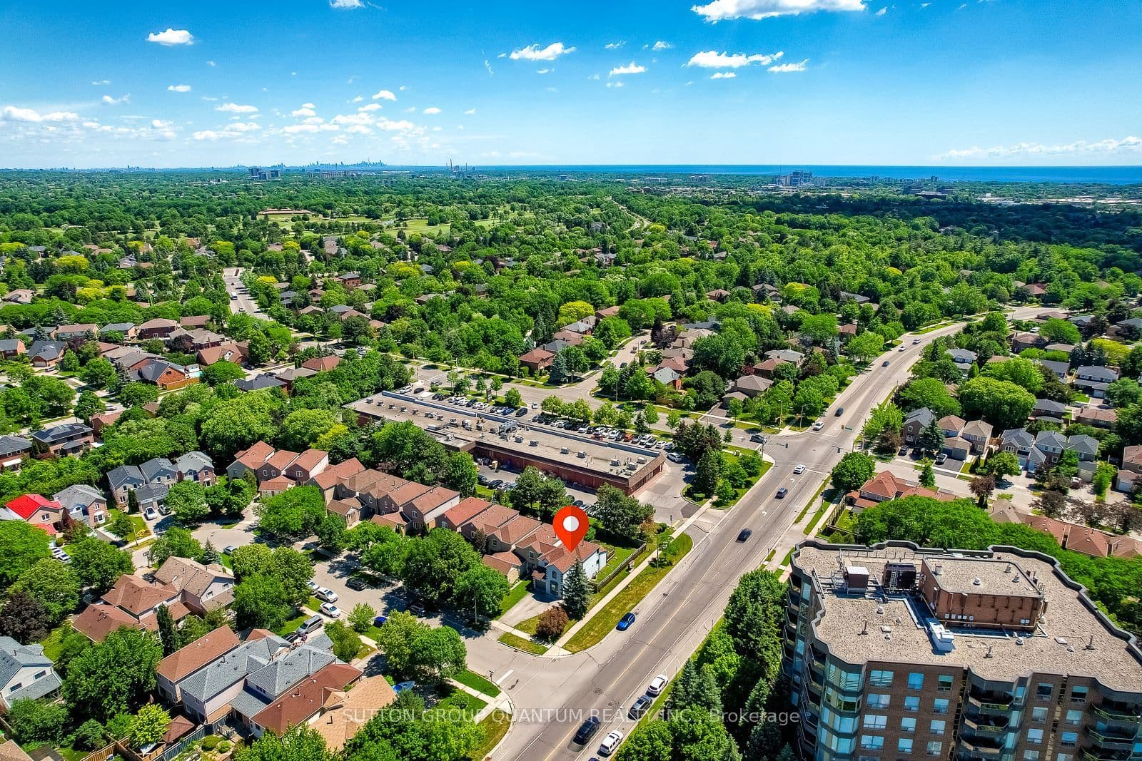 1279 Hedgestone Crescent S, Oakville, ON L6M 1X9