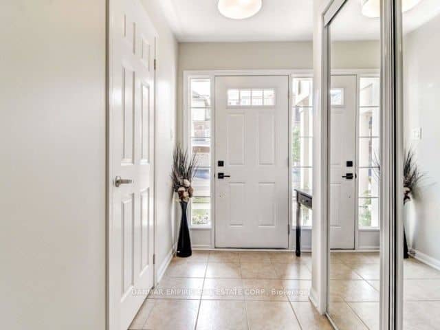 246 Septimus Heights, Milton, ON L9T 8N6