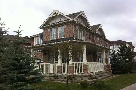 5936 Whitehorn Avenue, Mississauga, ON L5V 2Y8