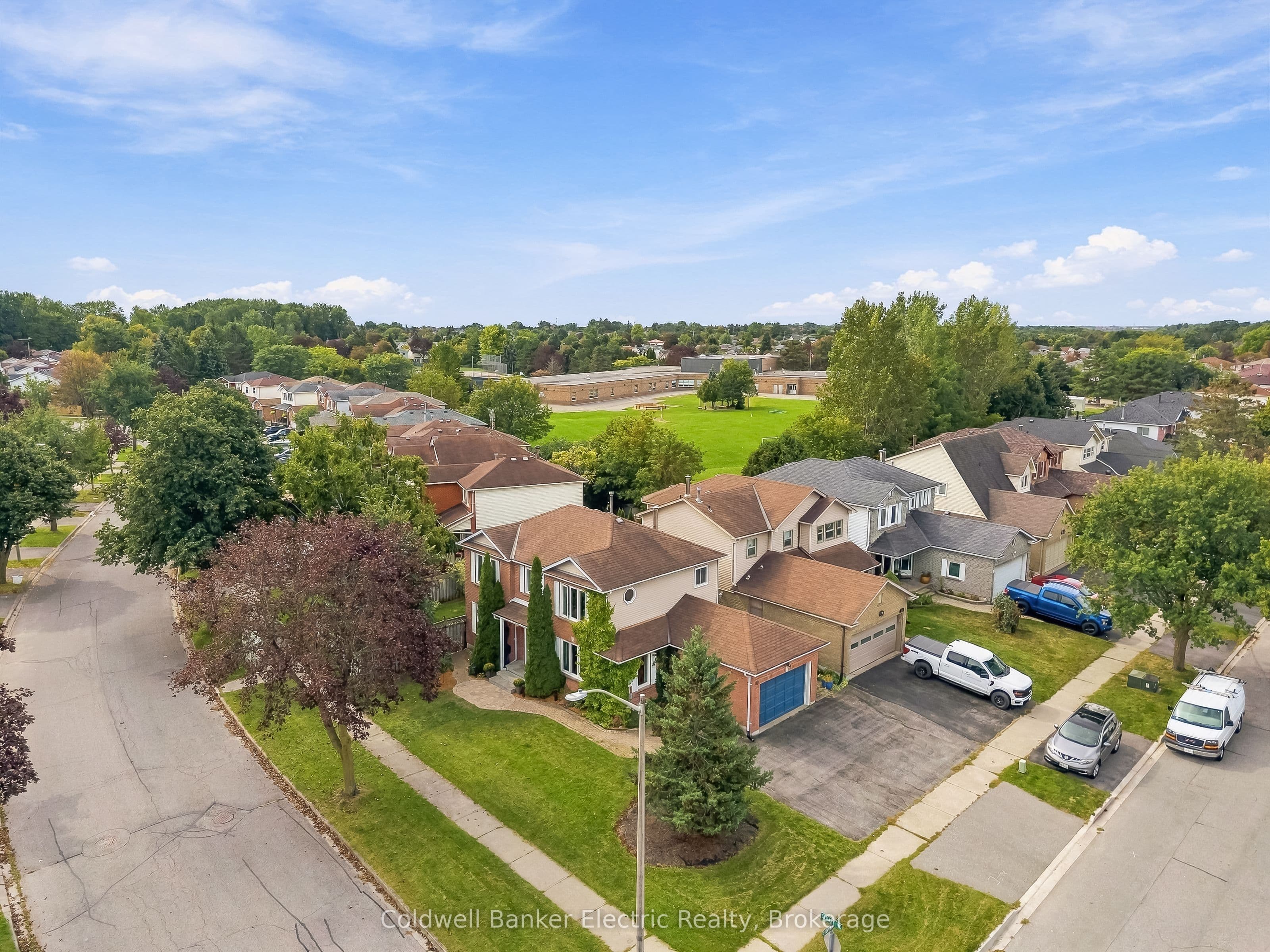 40 Stephen Avenue, Clarington, ON L1E 1Z1