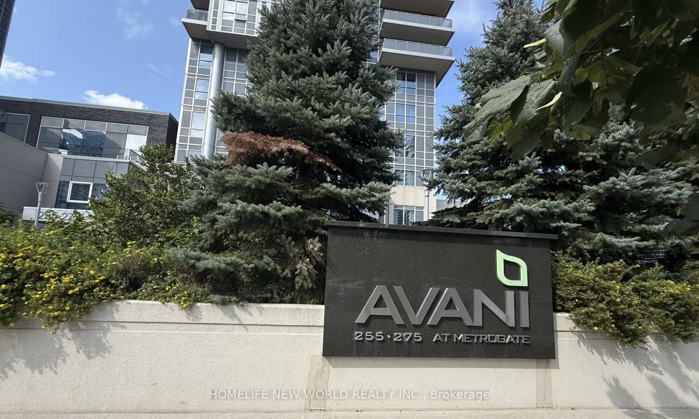 275 Village Green Square 2015, Toronto, ON M1S 0L8