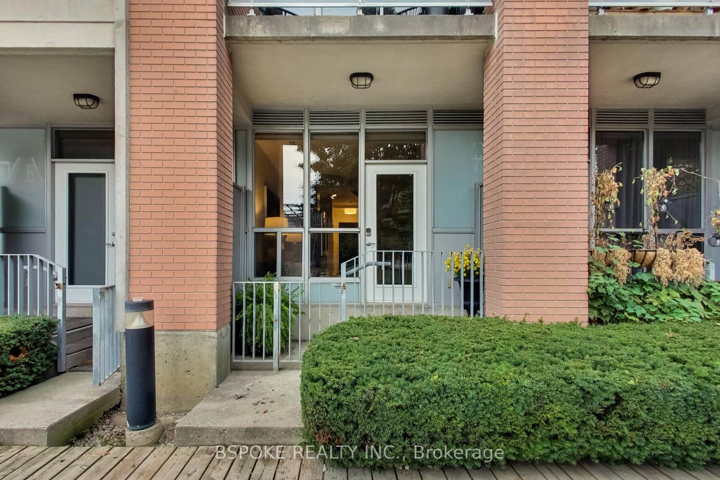 1005 King Street W 132, Toronto, ON M6K 3M8