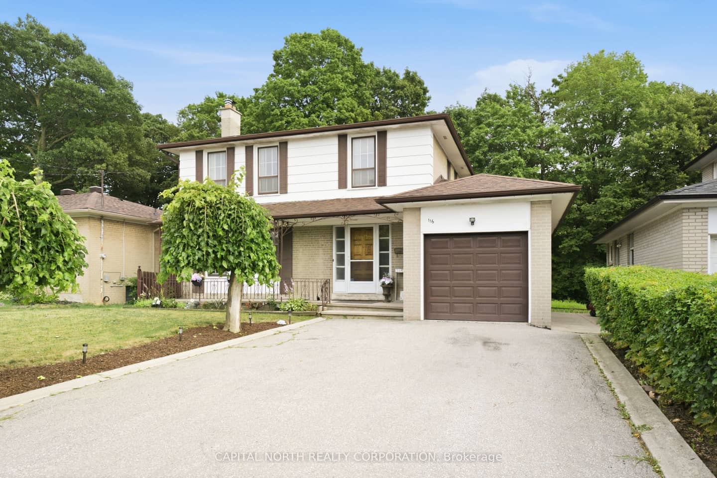 116 Exbury Road, Toronto, ON M3M 1R1