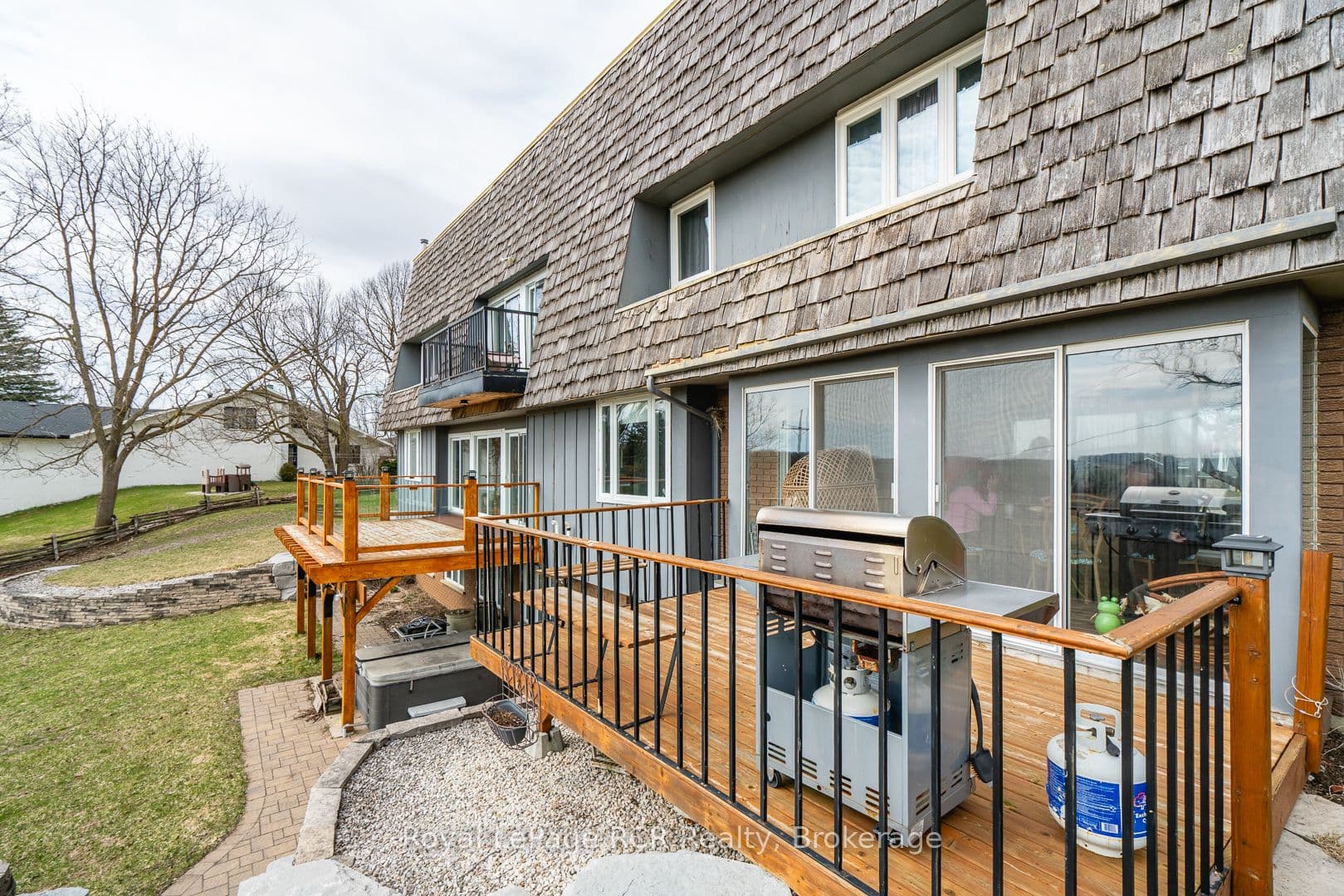 136 4th Avenue, Hanover, ON N4N 2B3
