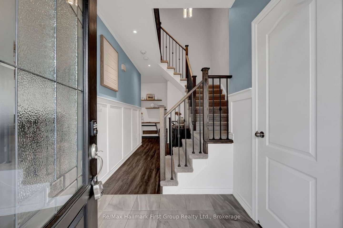 112 Roy Nichols Drive, Clarington, ON L1E 0H7