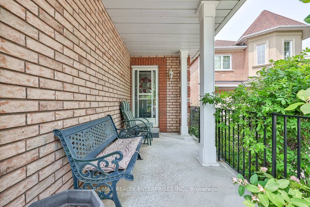 3 Jack Kenny Court, Caledon, ON L7E 2M5