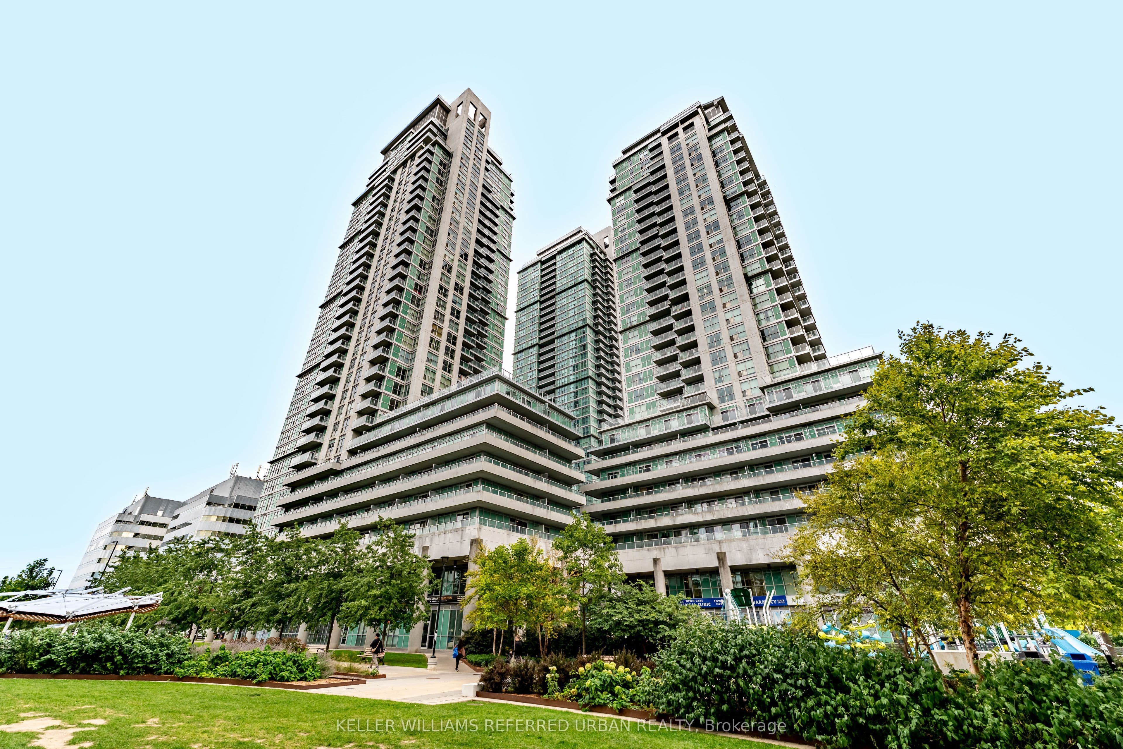 70 Town Centre Court 3604, Toronto, ON M1P 0B2