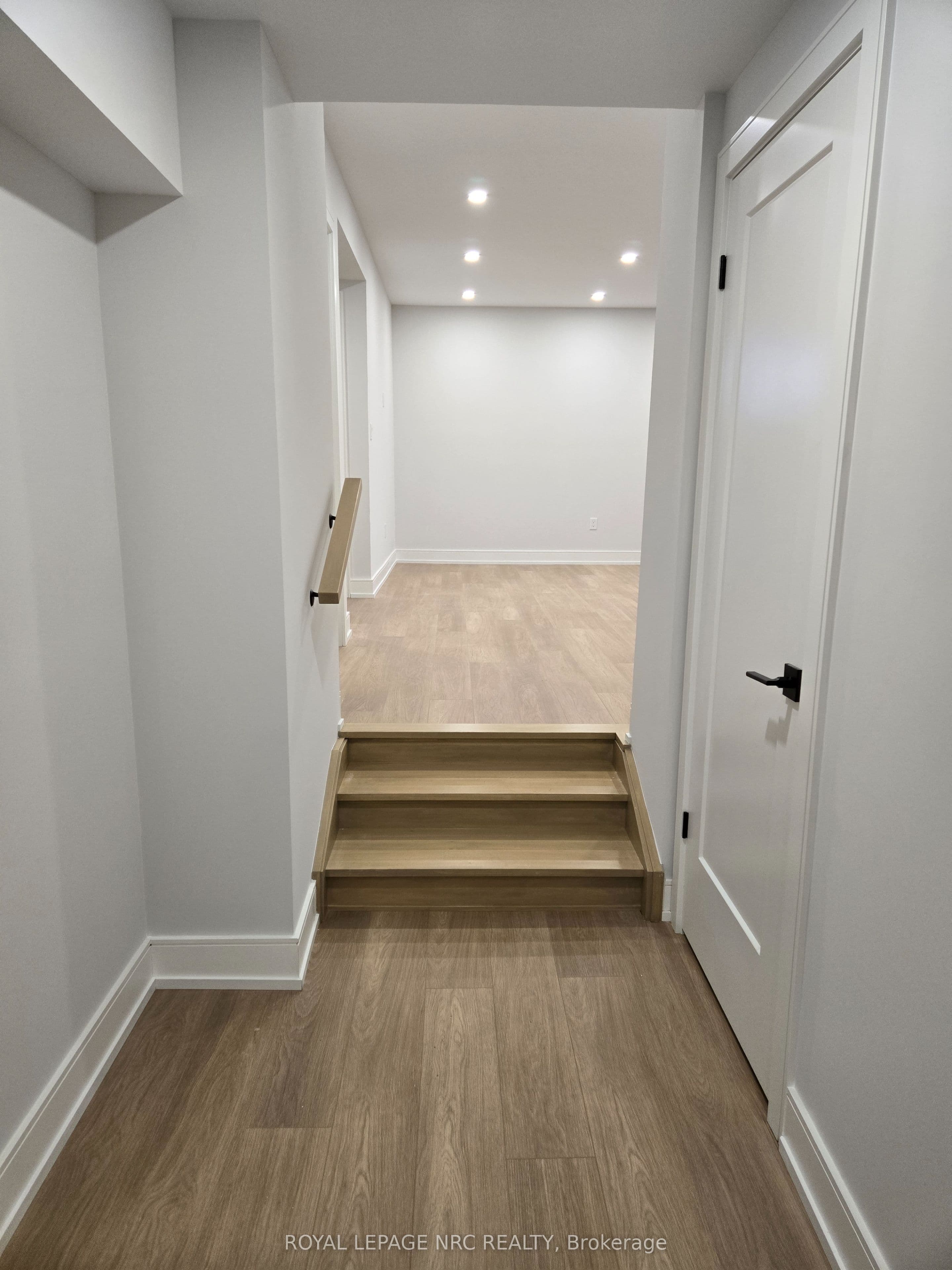 7394 Splendour Drive Lower, Niagara Falls, ON L2H 3V7