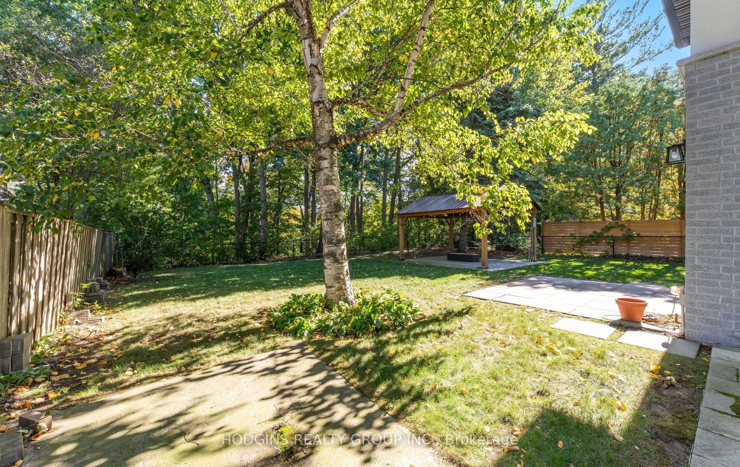 1670 Caverly Court, Mississauga, ON L5L 3L7