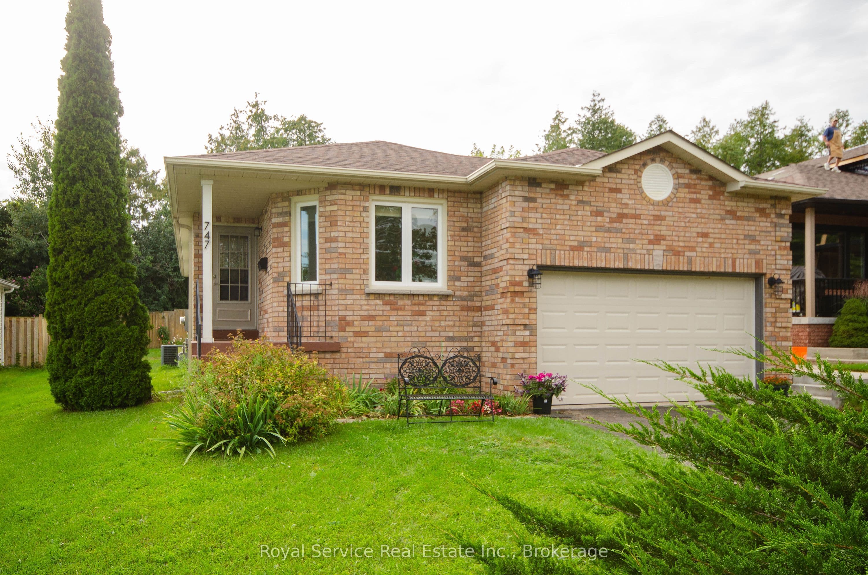 747 Greer Crescent, Cobourg, ON K9A 5N7