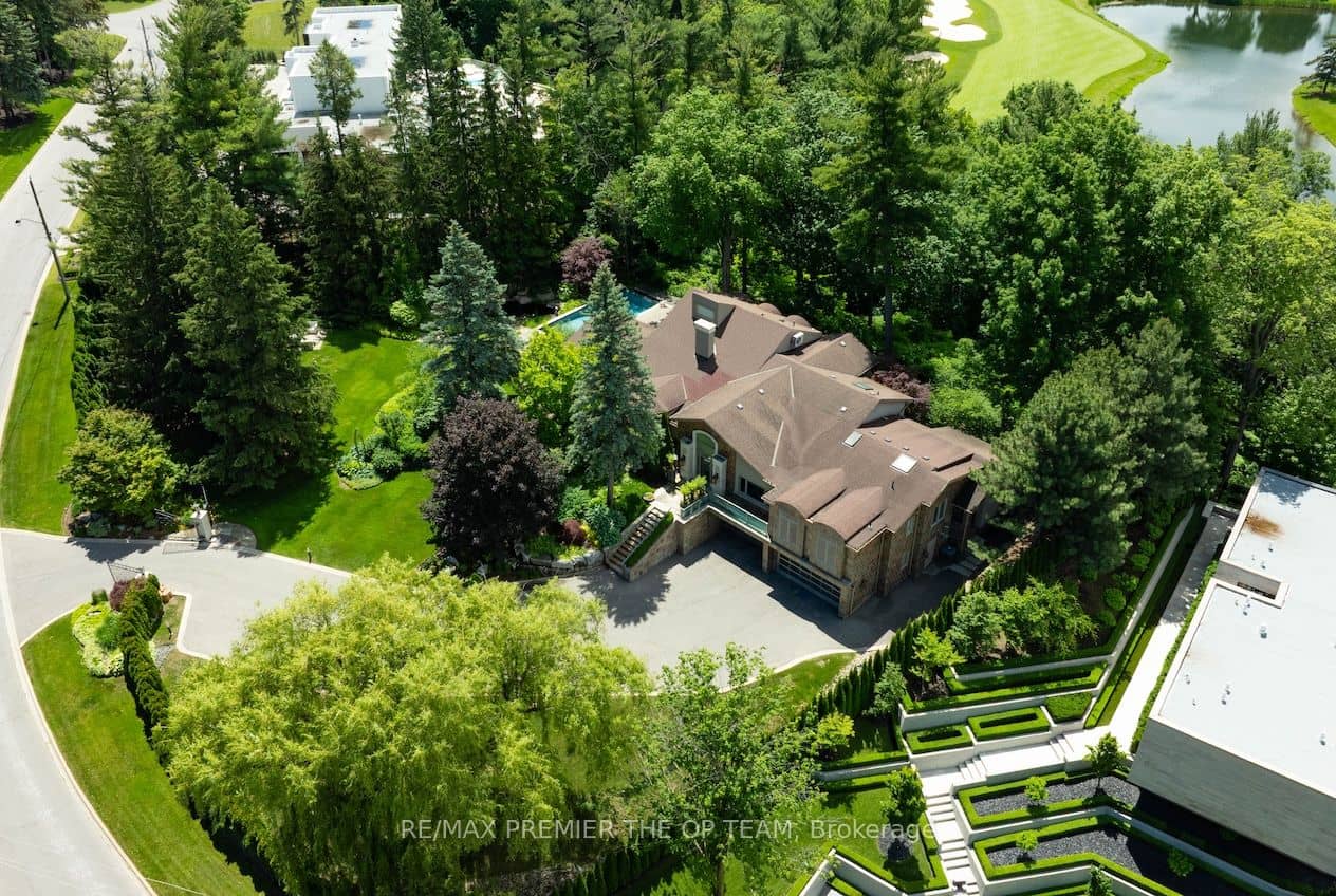 66 Clubhouse Road, Vaughan, ON L4L 2W2