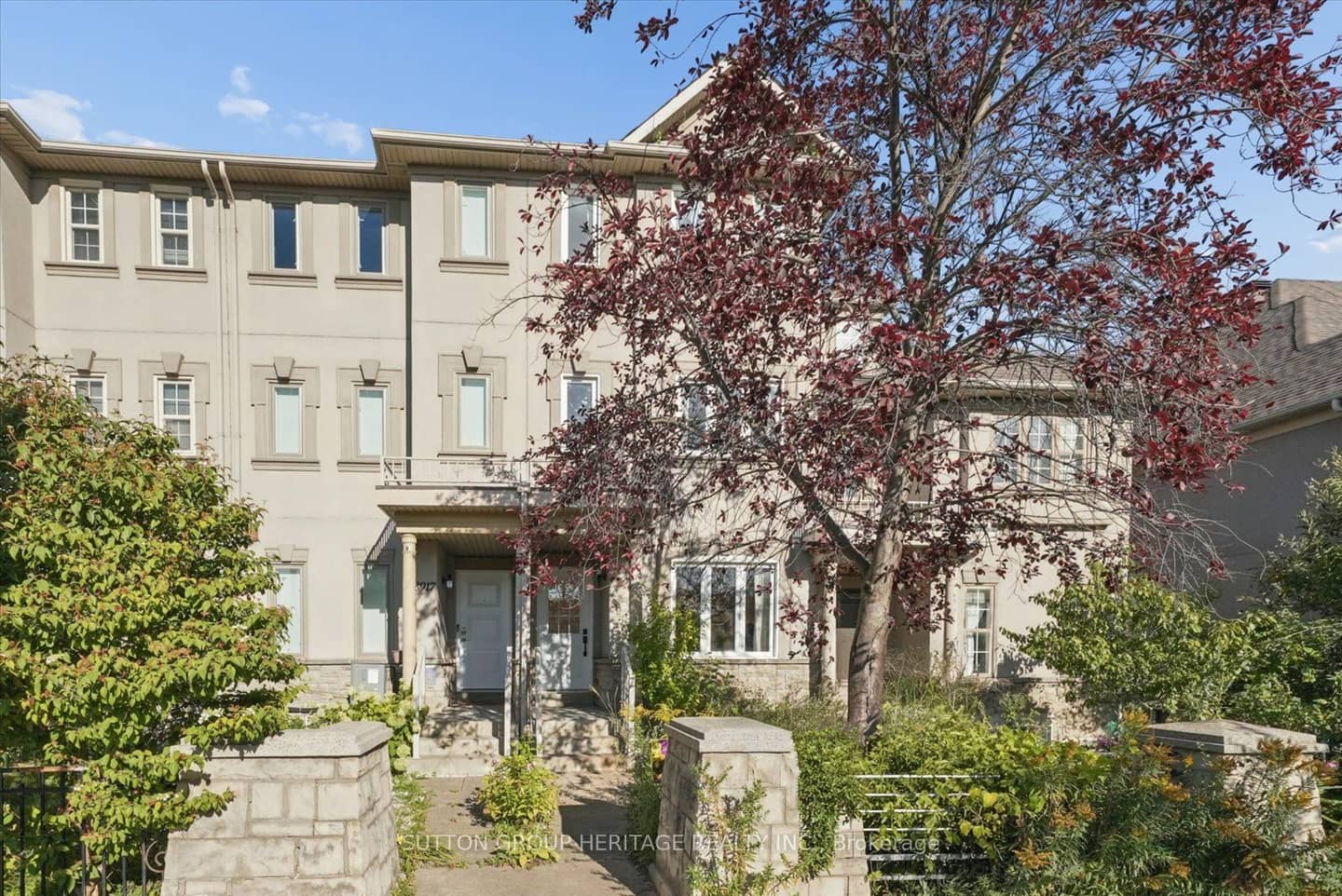 8915 Yonge Street, Richmond Hill, ON L4C 0L5