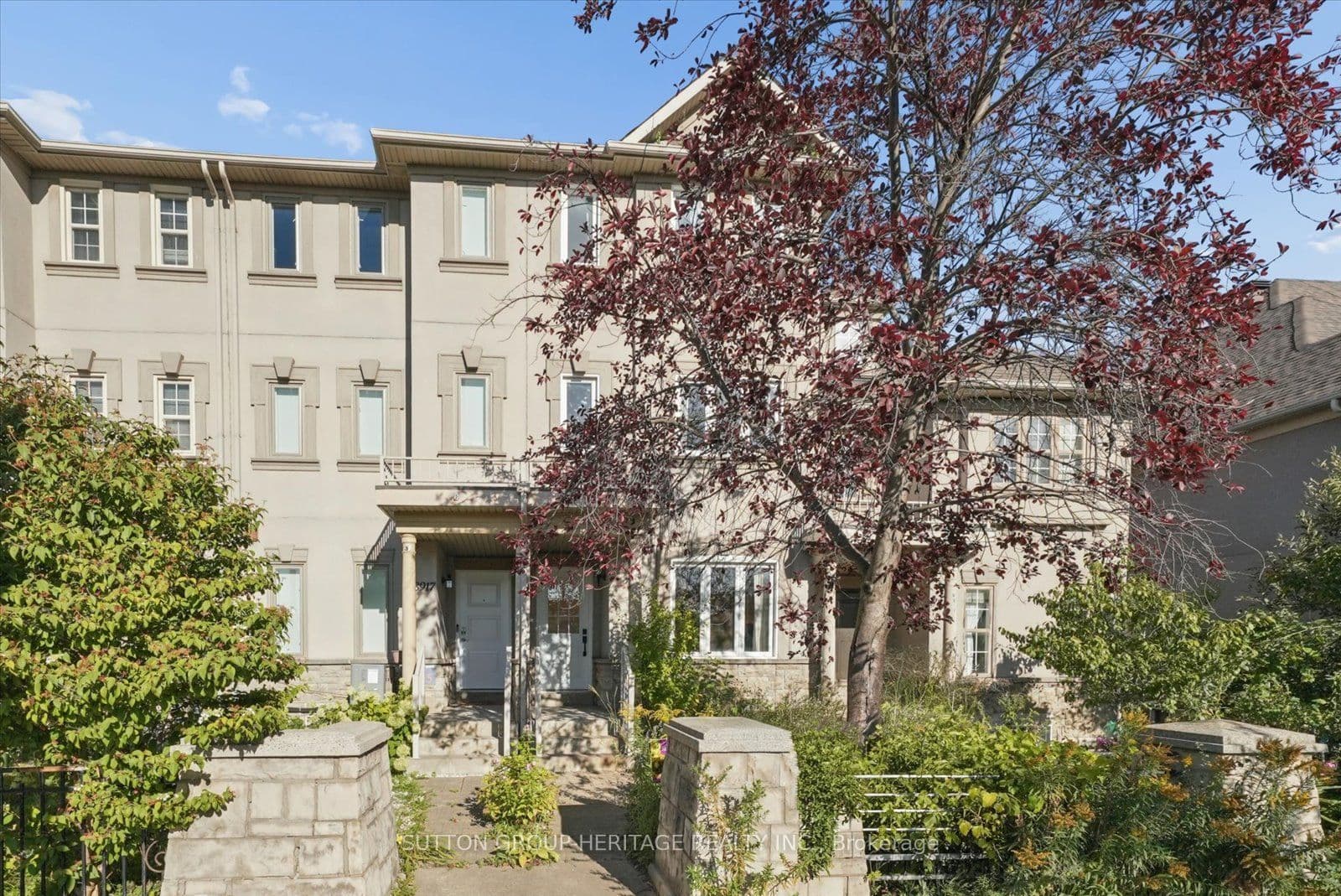 8915 Yonge Street, Richmond Hill, ON L4C 0L5