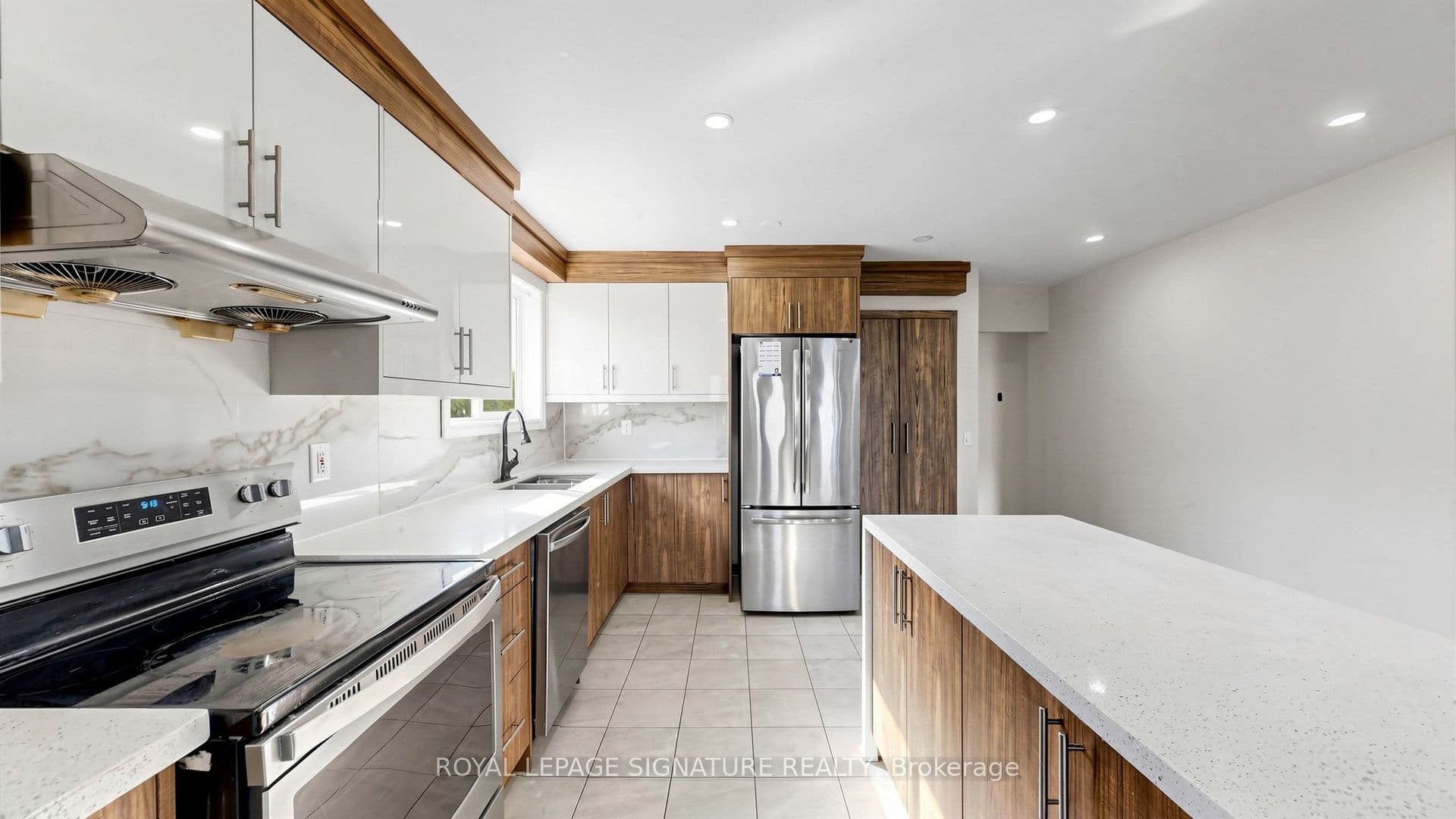 15 Gainsborough Road, Brampton, ON L6S 1X2