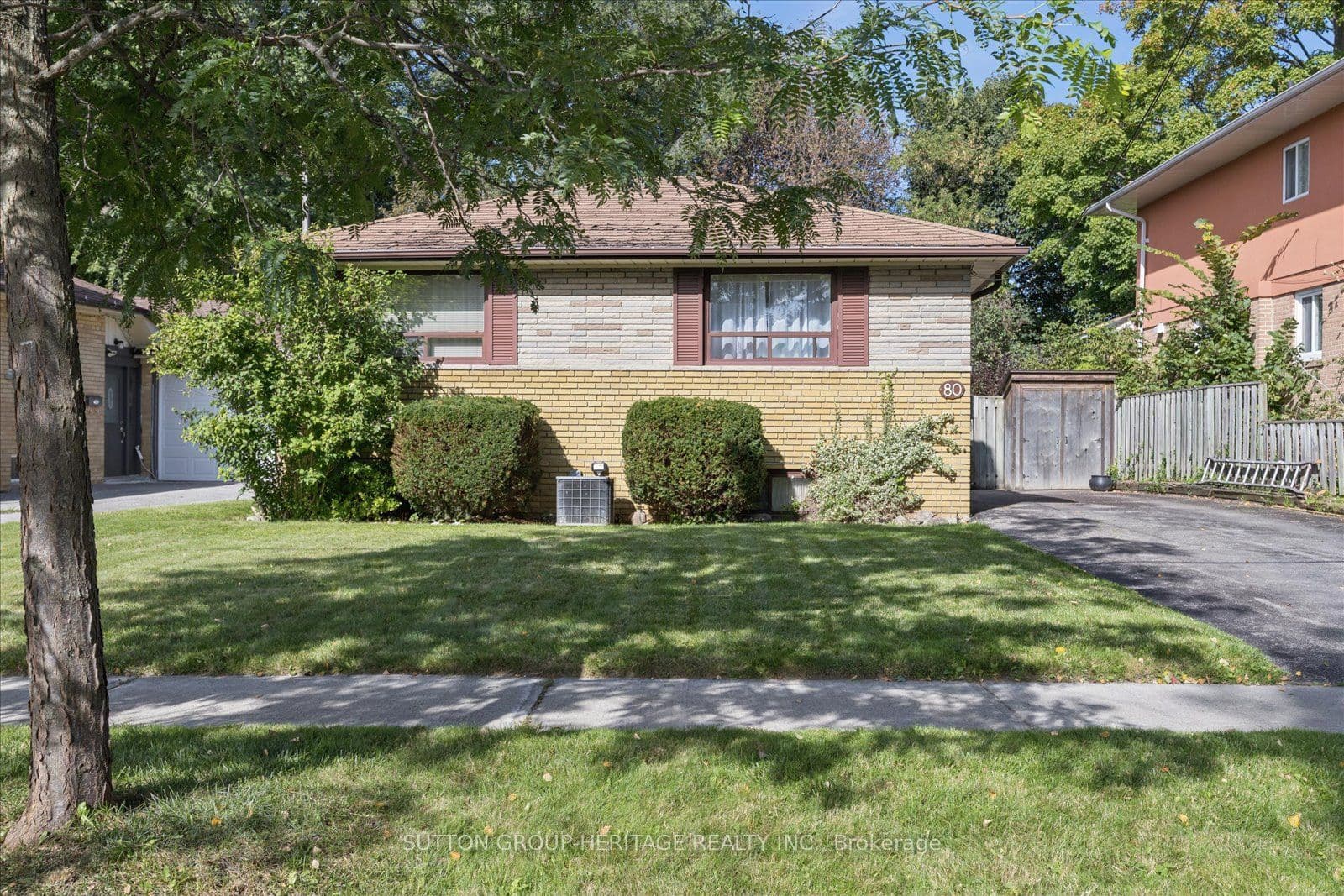80 Applefield Drive, Toronto, ON M1P 3Y2