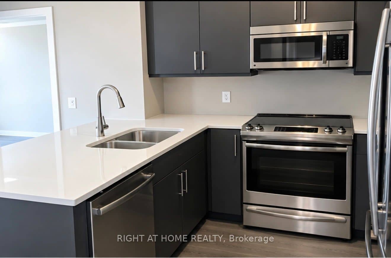 1105 Leger Way 114, Milton, ON L9E 1K7