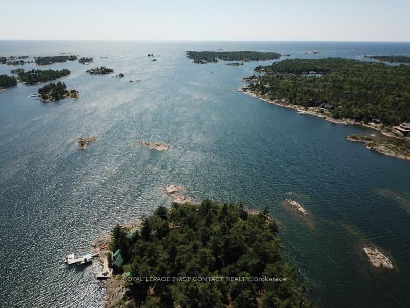 1 A207 Island, The Archipelago, ON P0G 1K0