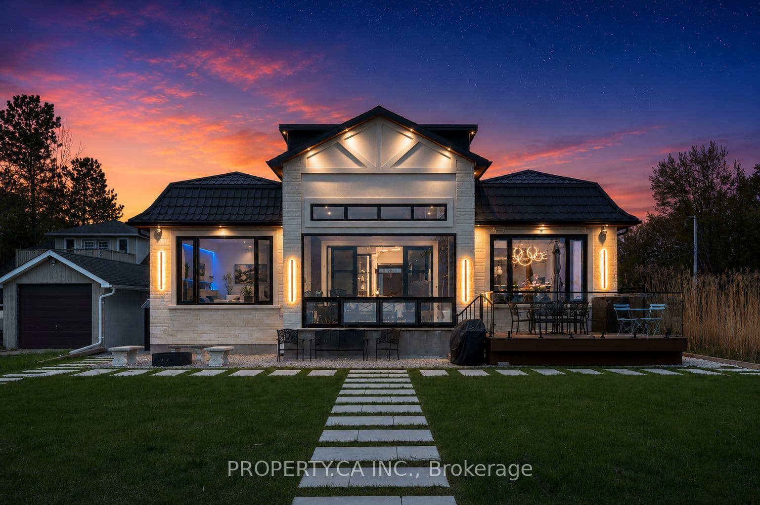 132 Cook's Bay Drive, Georgina, ON L4P 1M7