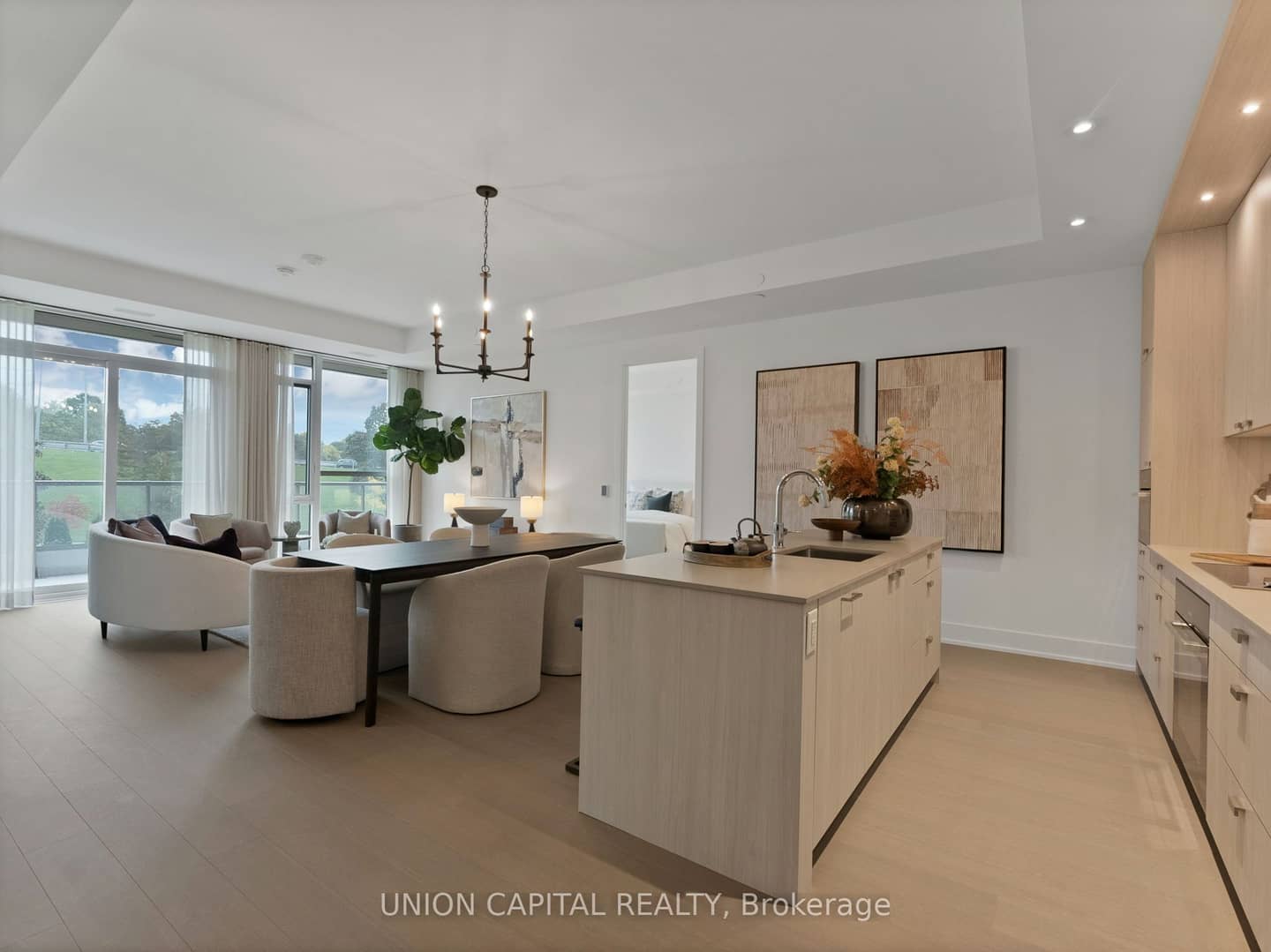 397 Royal Orchard Boulevard 209, Markham, ON L3T 4Y9