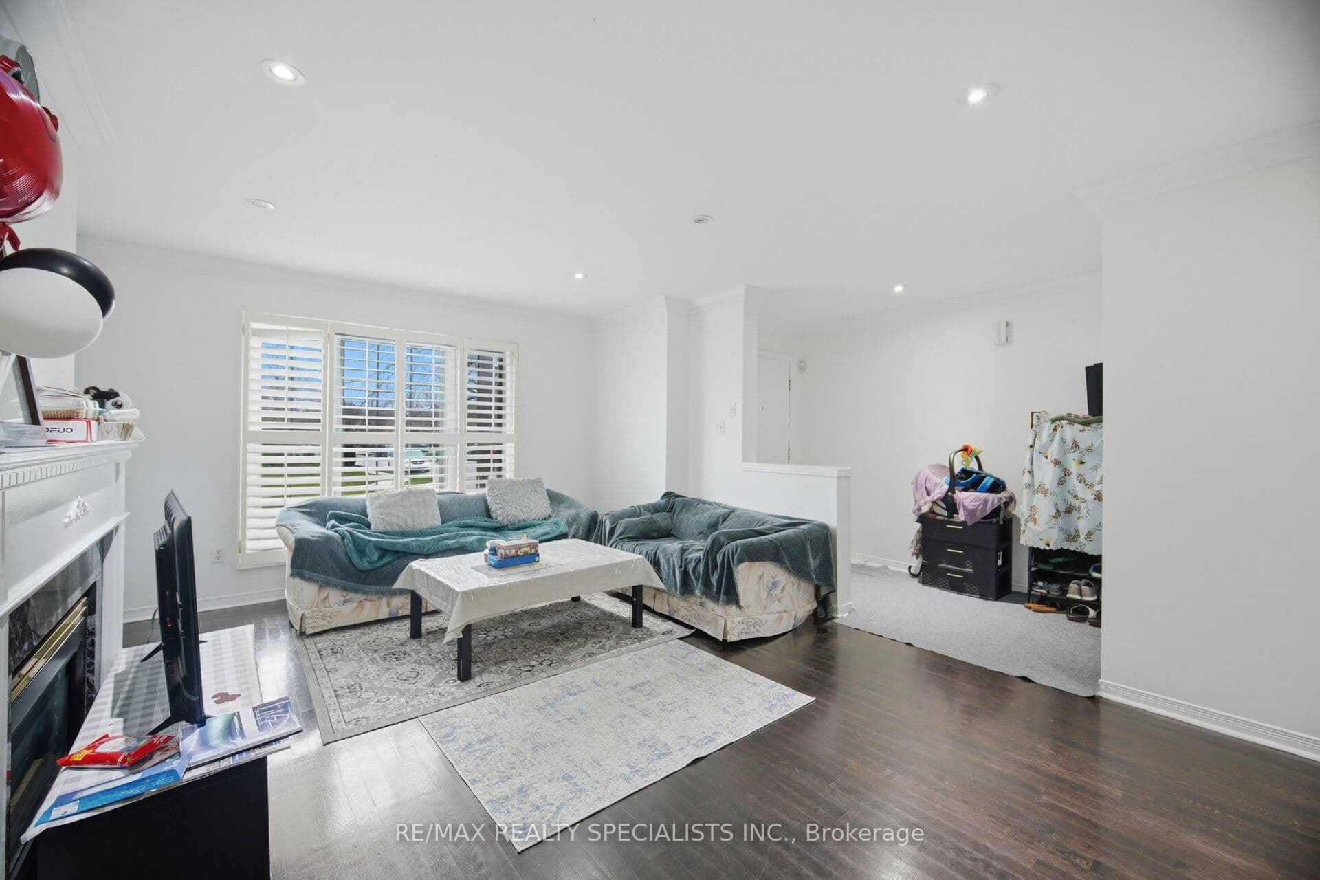 64 Dolphin Song Crescent, Brampton, ON L6R 2A7