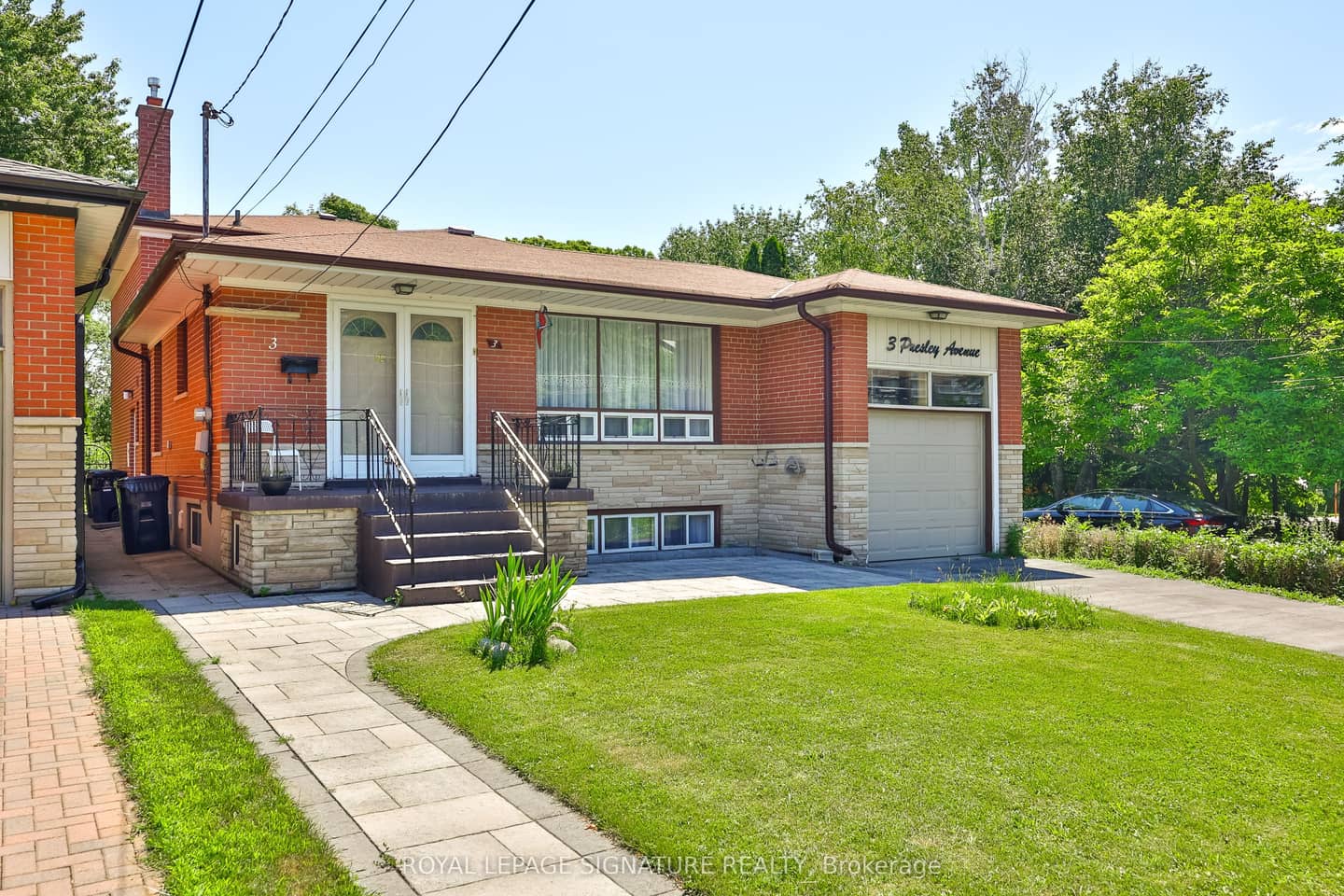 3 Presley Avenue, Toronto, ON M1L 3P4