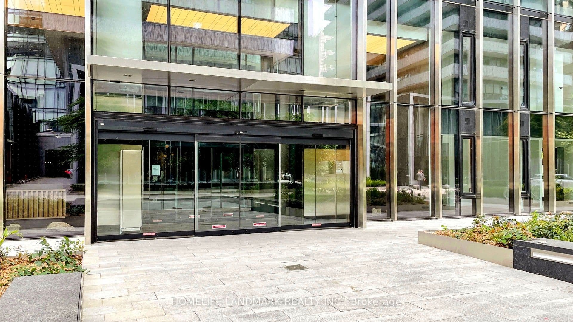 55 Charles Street E TH05, Toronto, ON M4Y 0J1