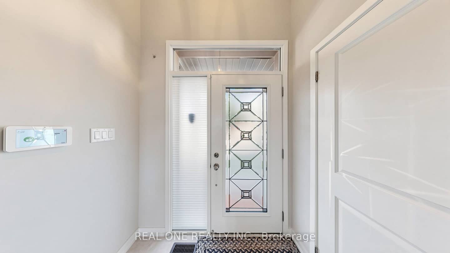 3151 Mintwood Circle, Oakville, ON L6H 0N9
