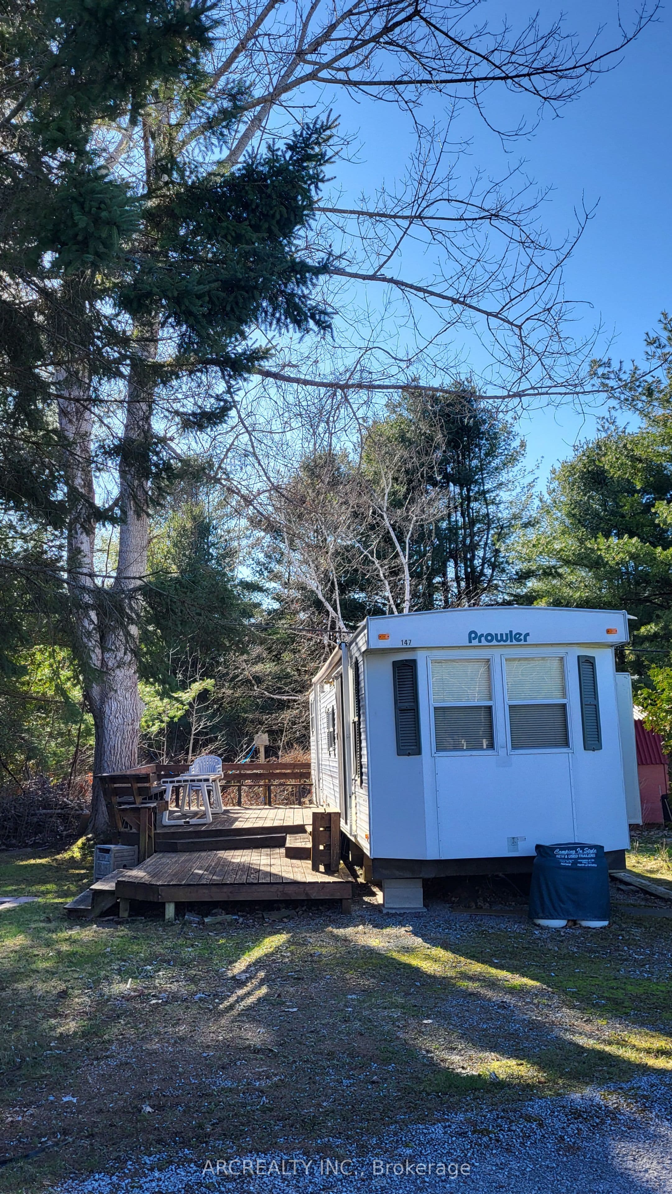 147 Horseshoe Circle, Georgina, ON L0E 1N0