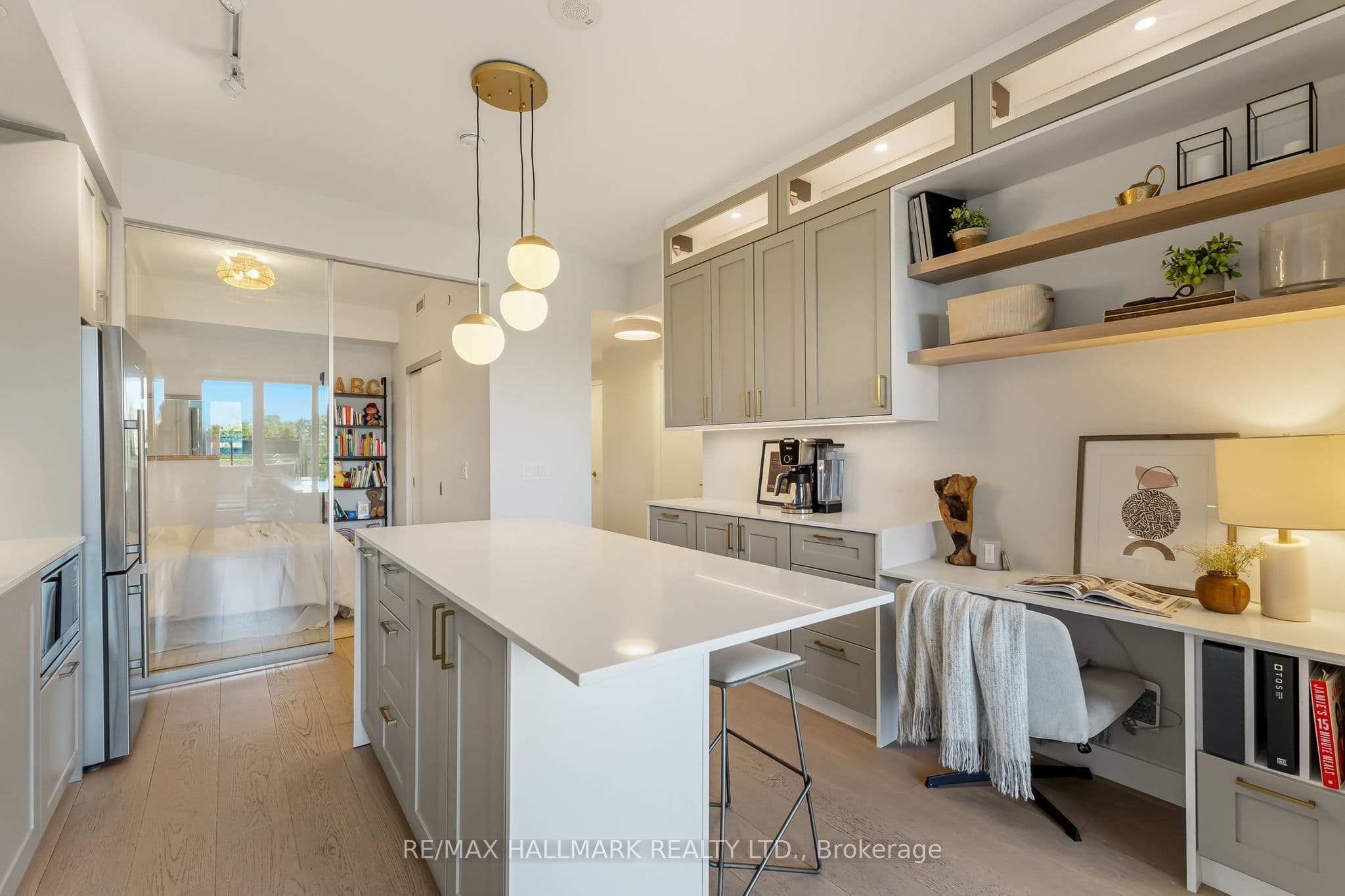 1100 Kingston Road 410, Toronto, ON M1N 0B3