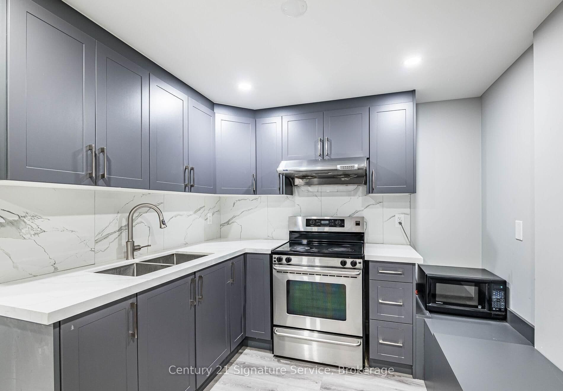 7 Dunlop Court Basement, Brampton, ON L6X 4Z8