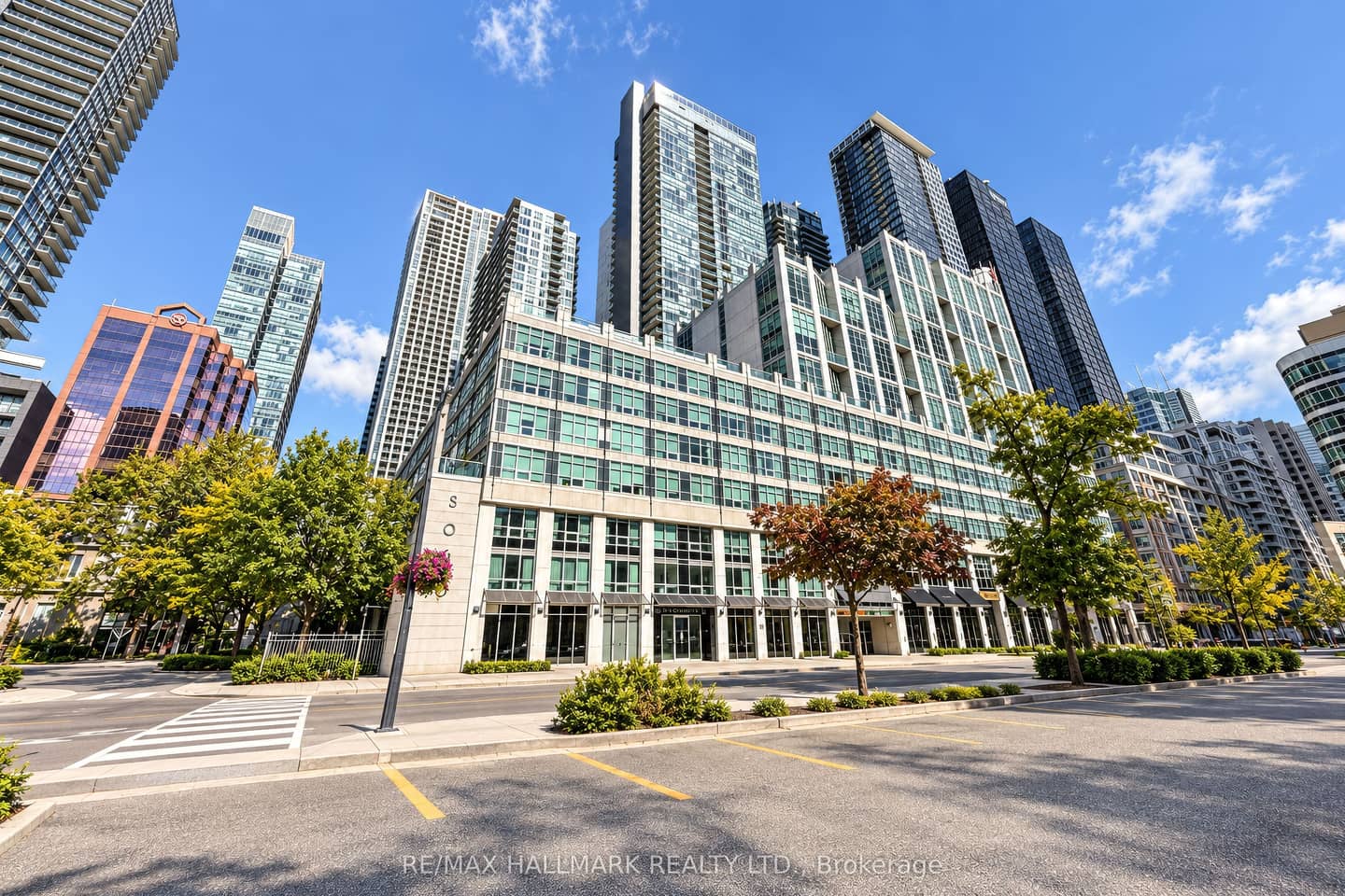 350 Wellington Street W M05, Toronto, ON M5V 3W9